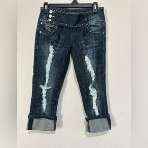 Almost Famous capri Jeans size 3
